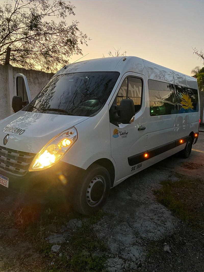 Van Executiva-5000 02