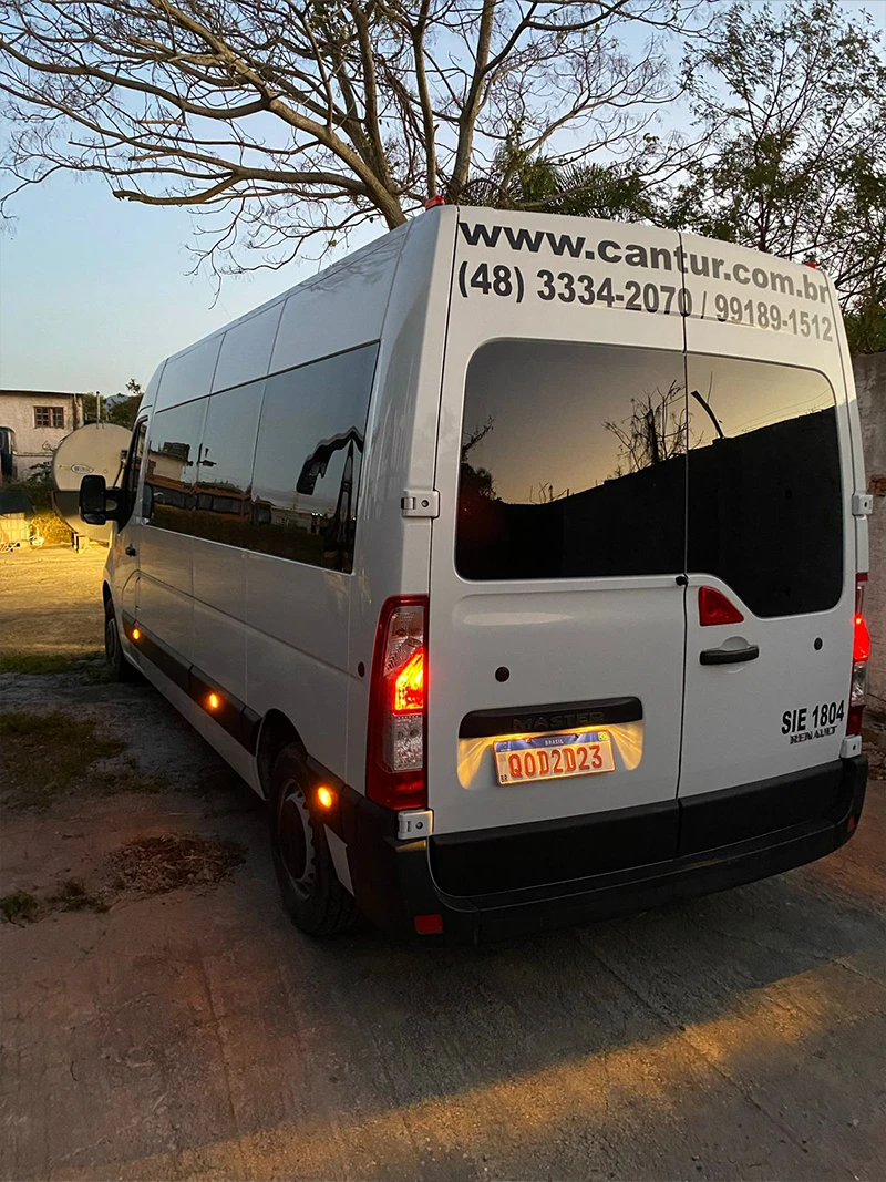 Van Executiva-5000 04